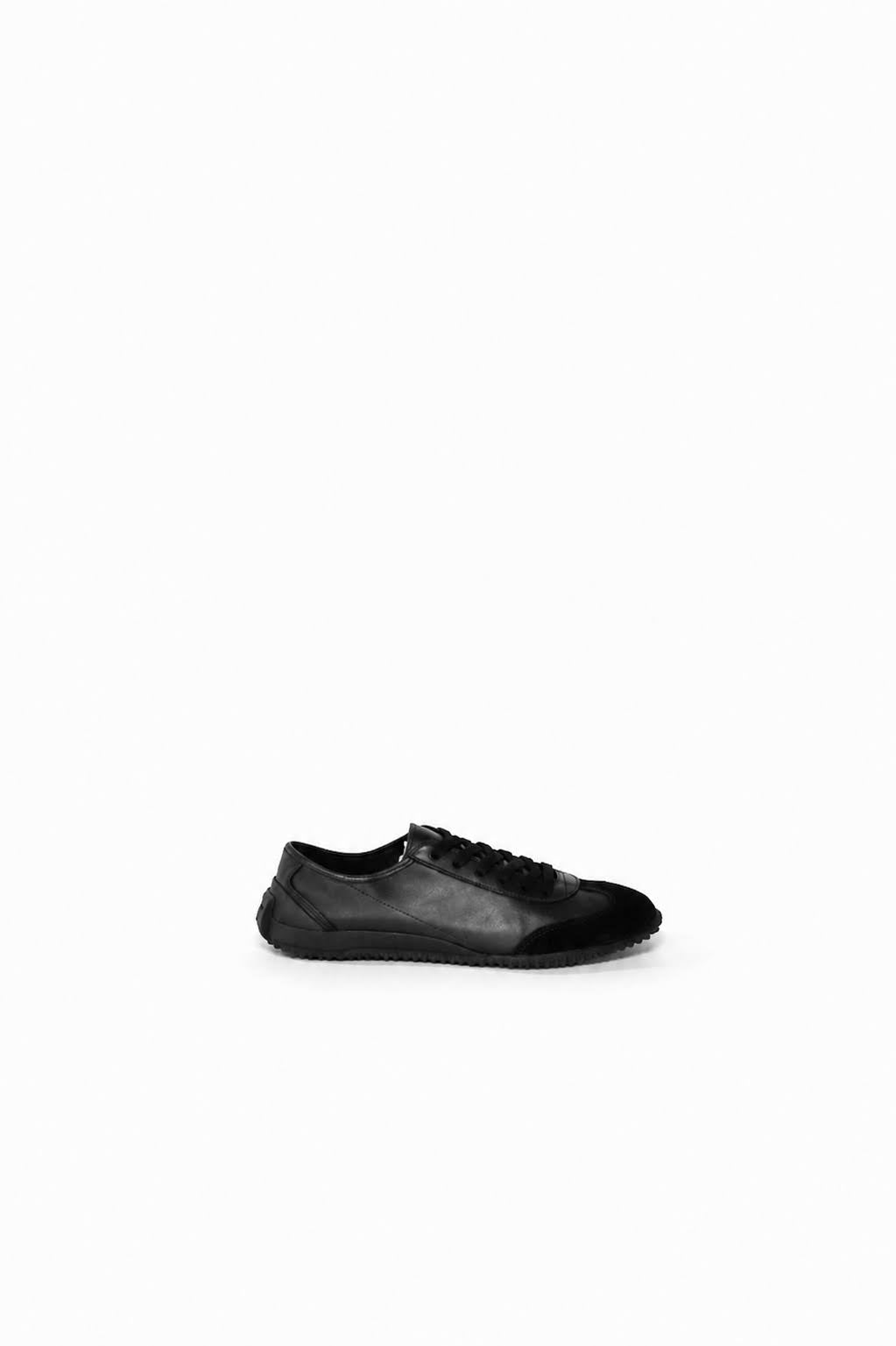 Black Desert Sneaker
