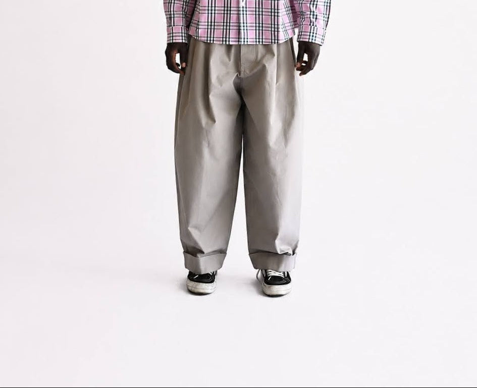 Canvas Trousers W/ Pleats