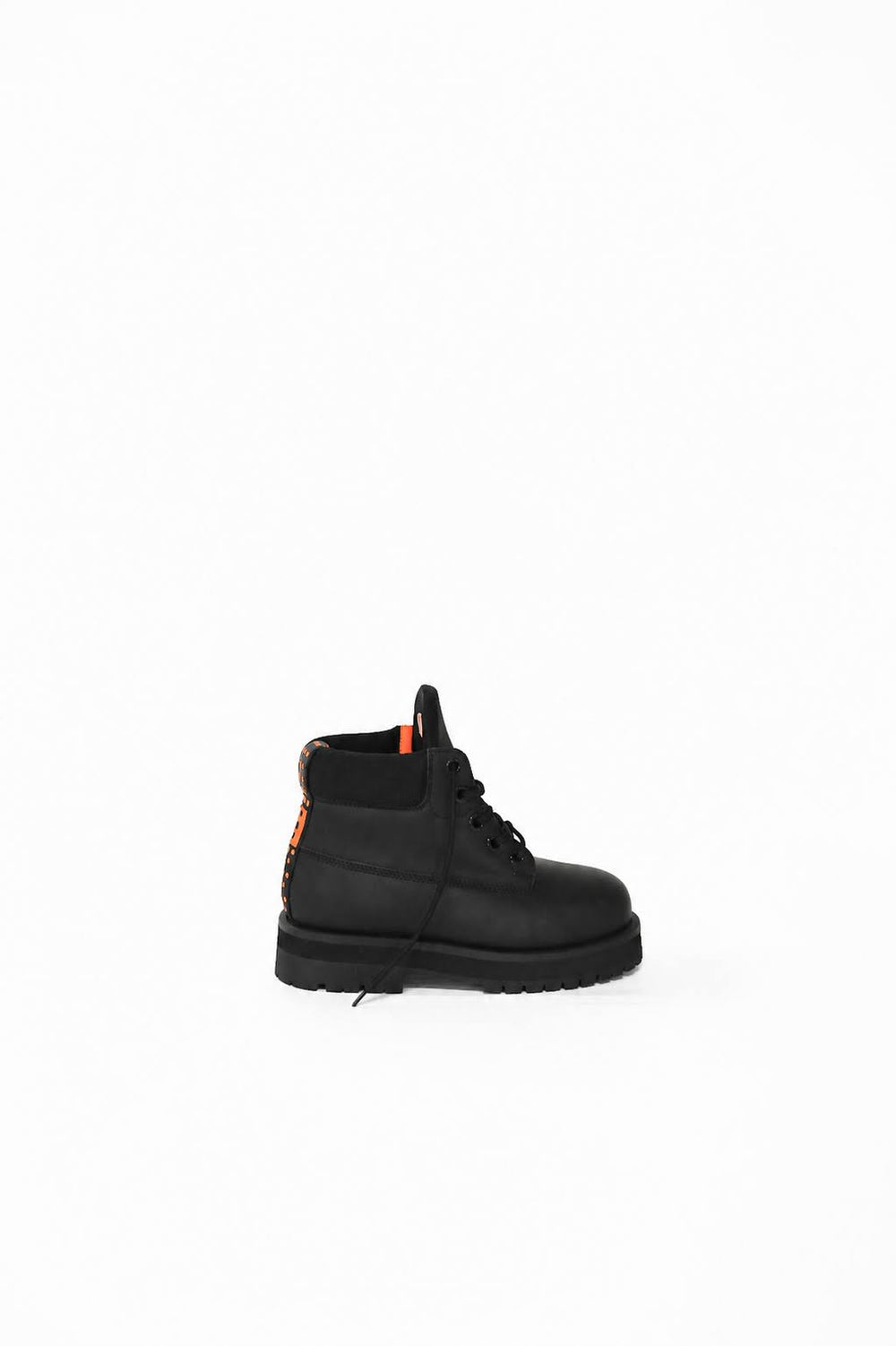 Strada Black